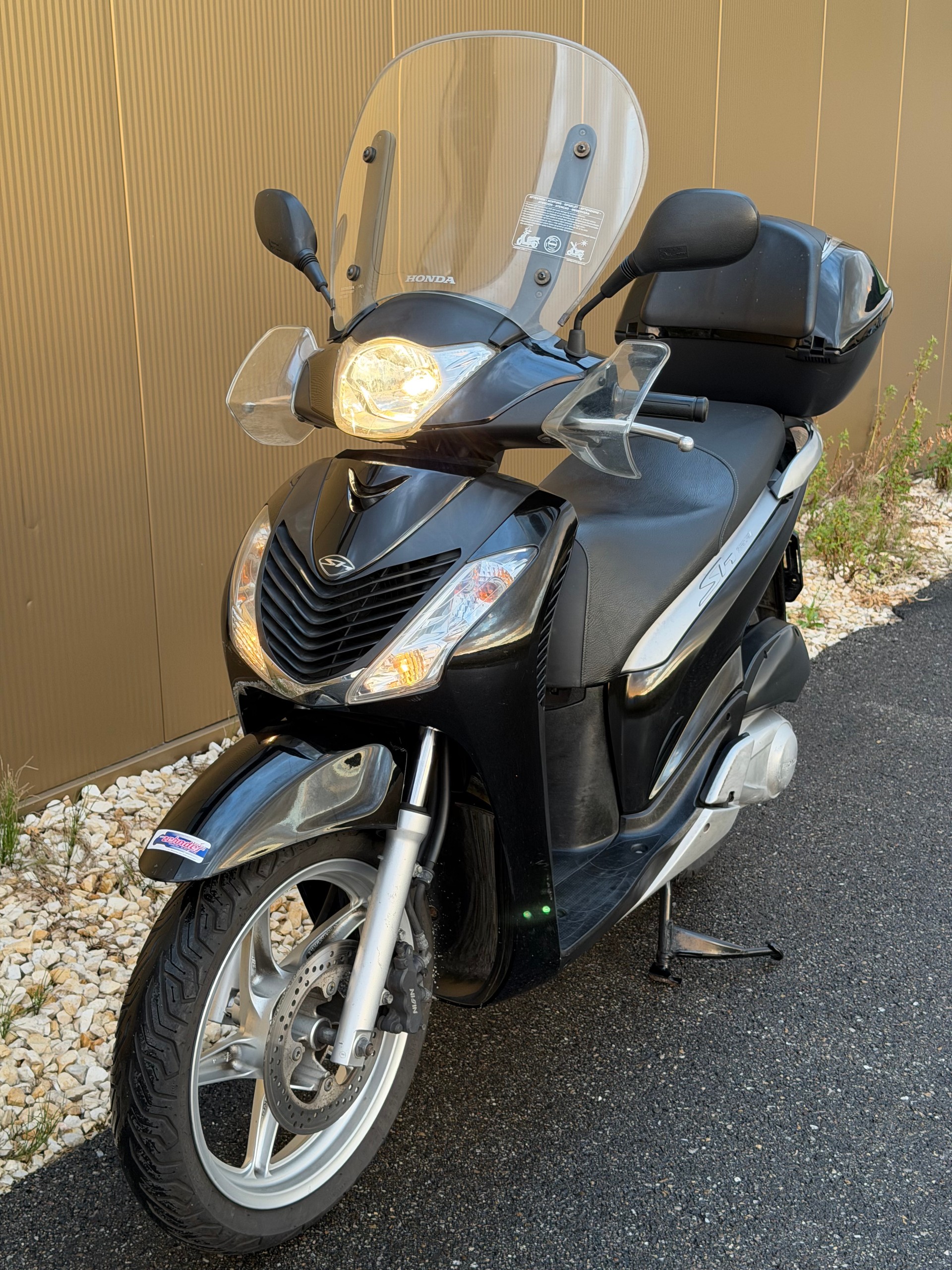 HONDA SH 125 i Discbrake-image-7