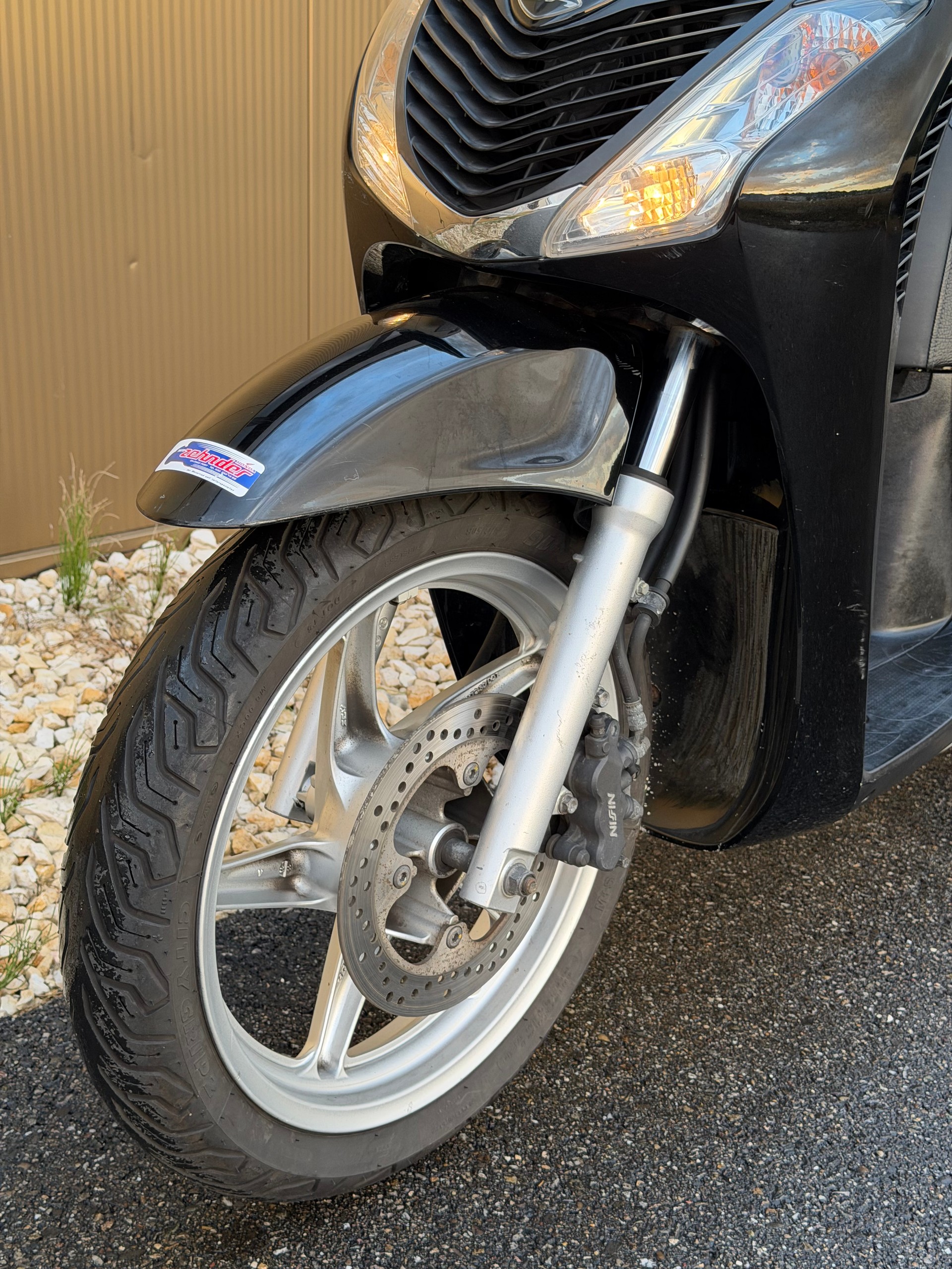 HONDA SH 125 i Discbrake-image-8