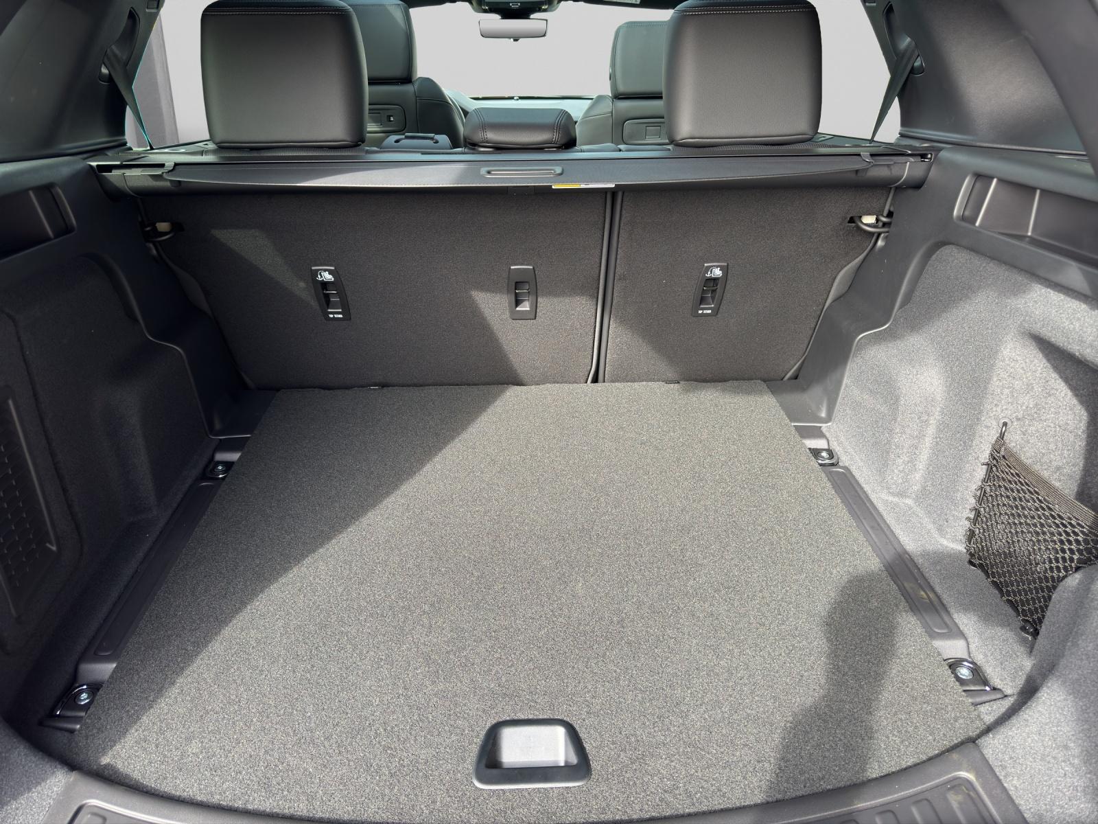 LAND ROVER Discovery Sport 1.5 T 270e Dynamic SE Plug In Hybrid-image-16