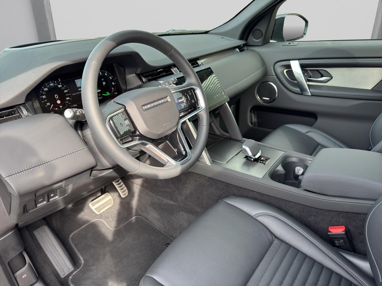 LAND ROVER Discovery Sport 1.5 T 270e Dynamic SE Plug In Hybrid-image-7