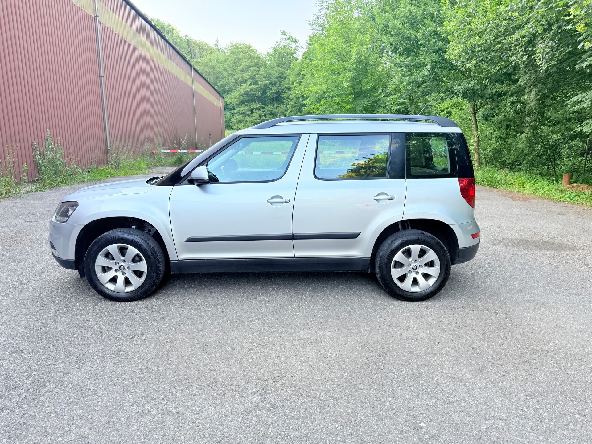 SKODA Yeti 1.8 TSI Elegance 4x4 DSG-image-2