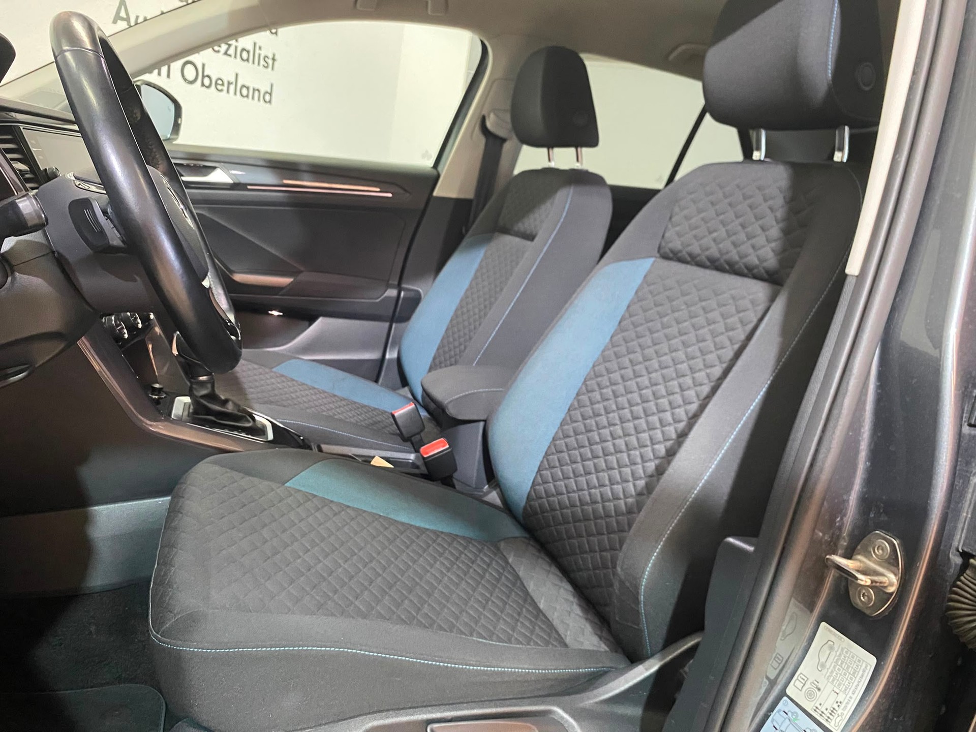 VW T-Roc 1.5 TSI EVO Advance DSG-image-5