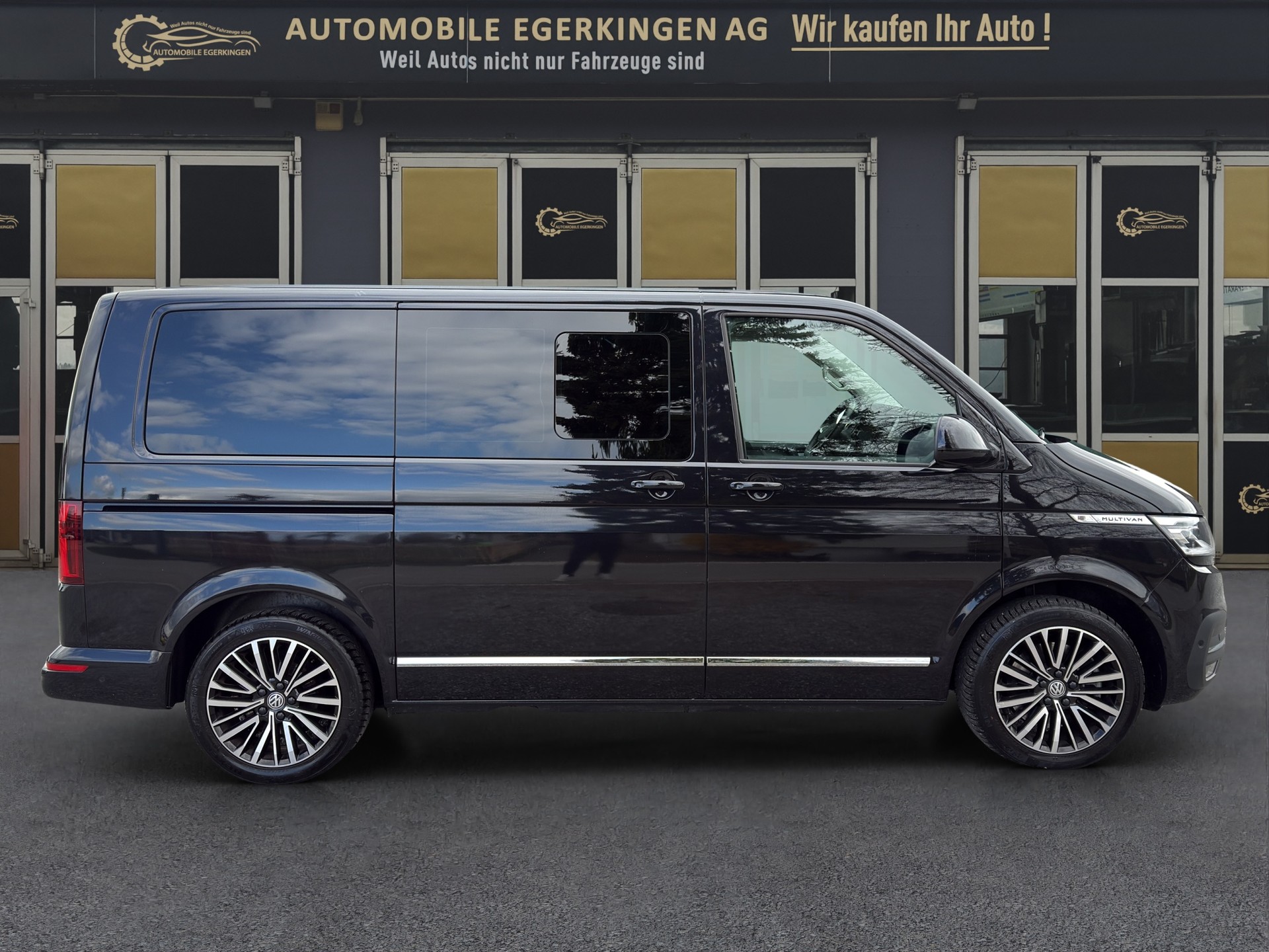 VW T6.1 Multivan 2.0 TDI 199 Highline DSG 4m-showroom-element-3