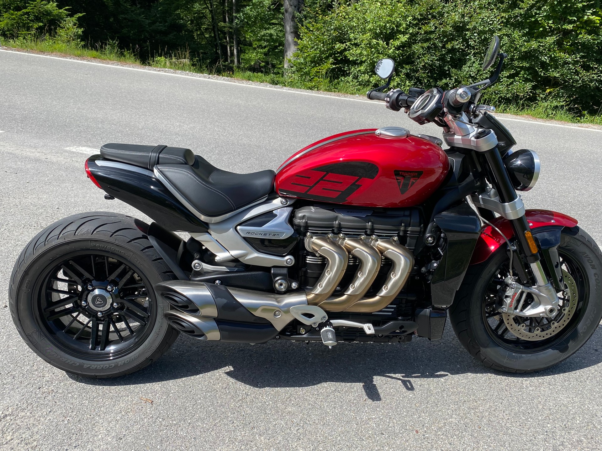 TRIUMPH Rocket 3 R Special Edition-image-2