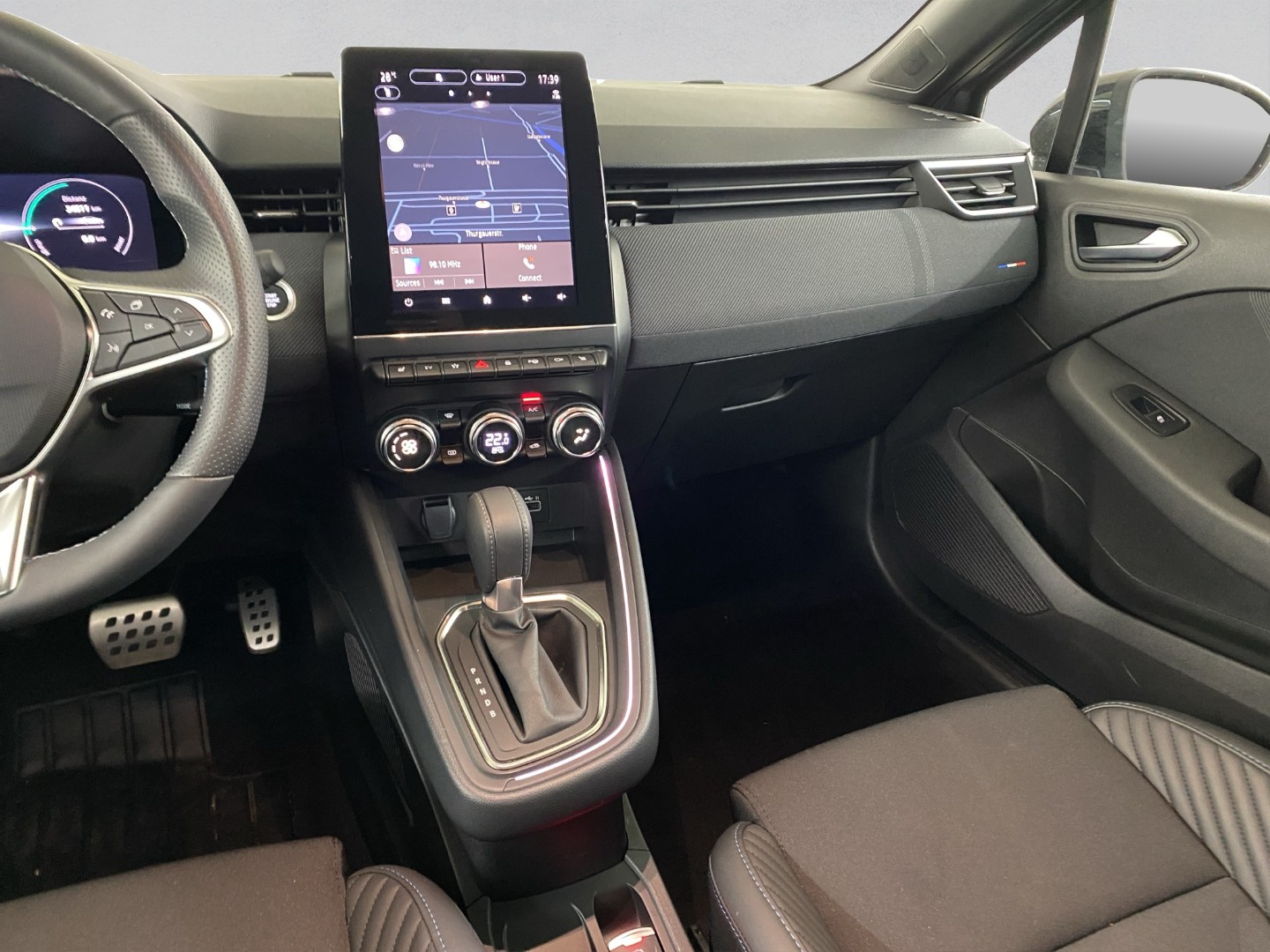 RENAULT Clio 1.6 E-Tech Esprit Alpine-image-12