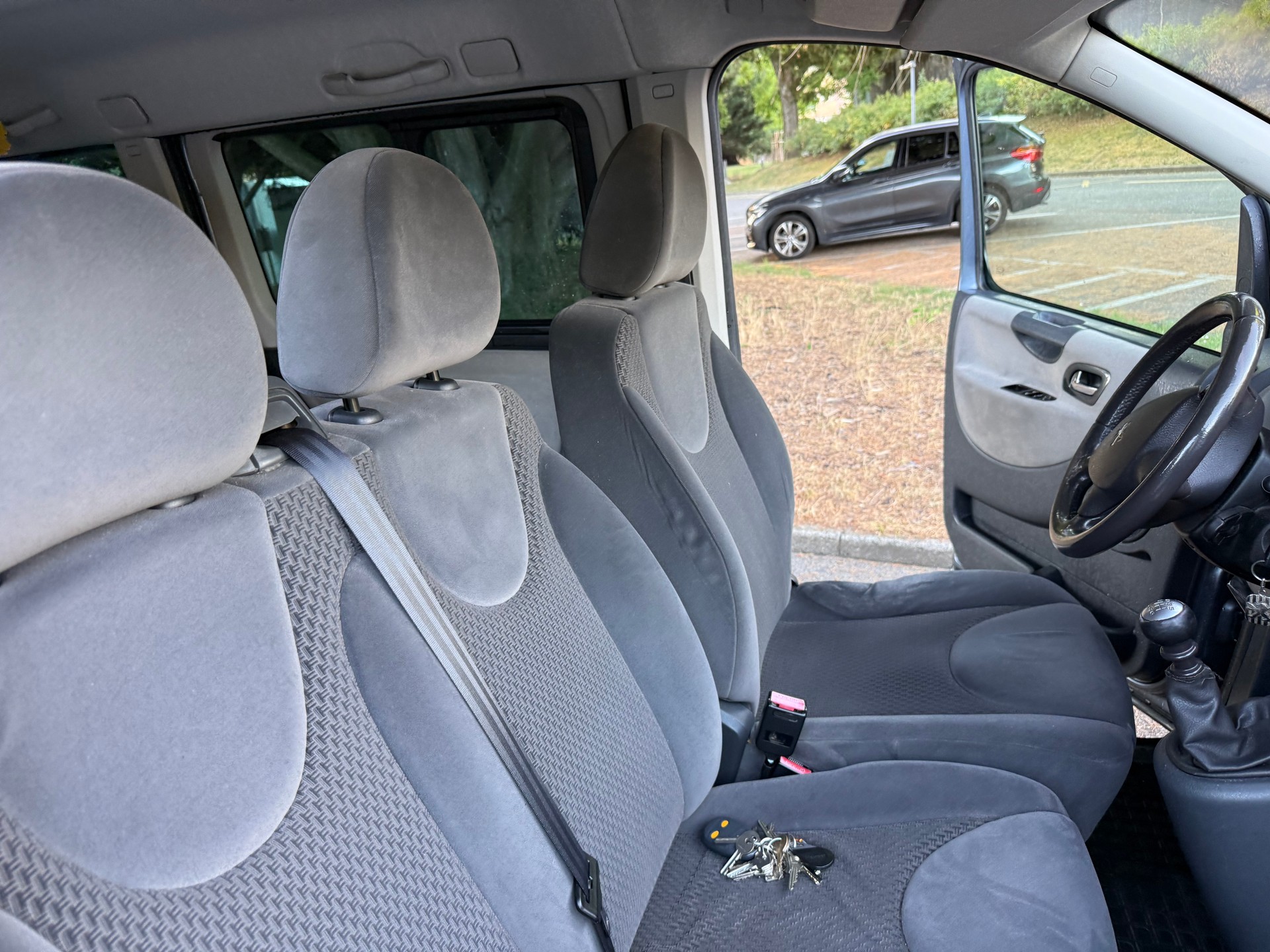 PEUGEOT Expert Tepee 2.0 HDi Confort L2-image-16
