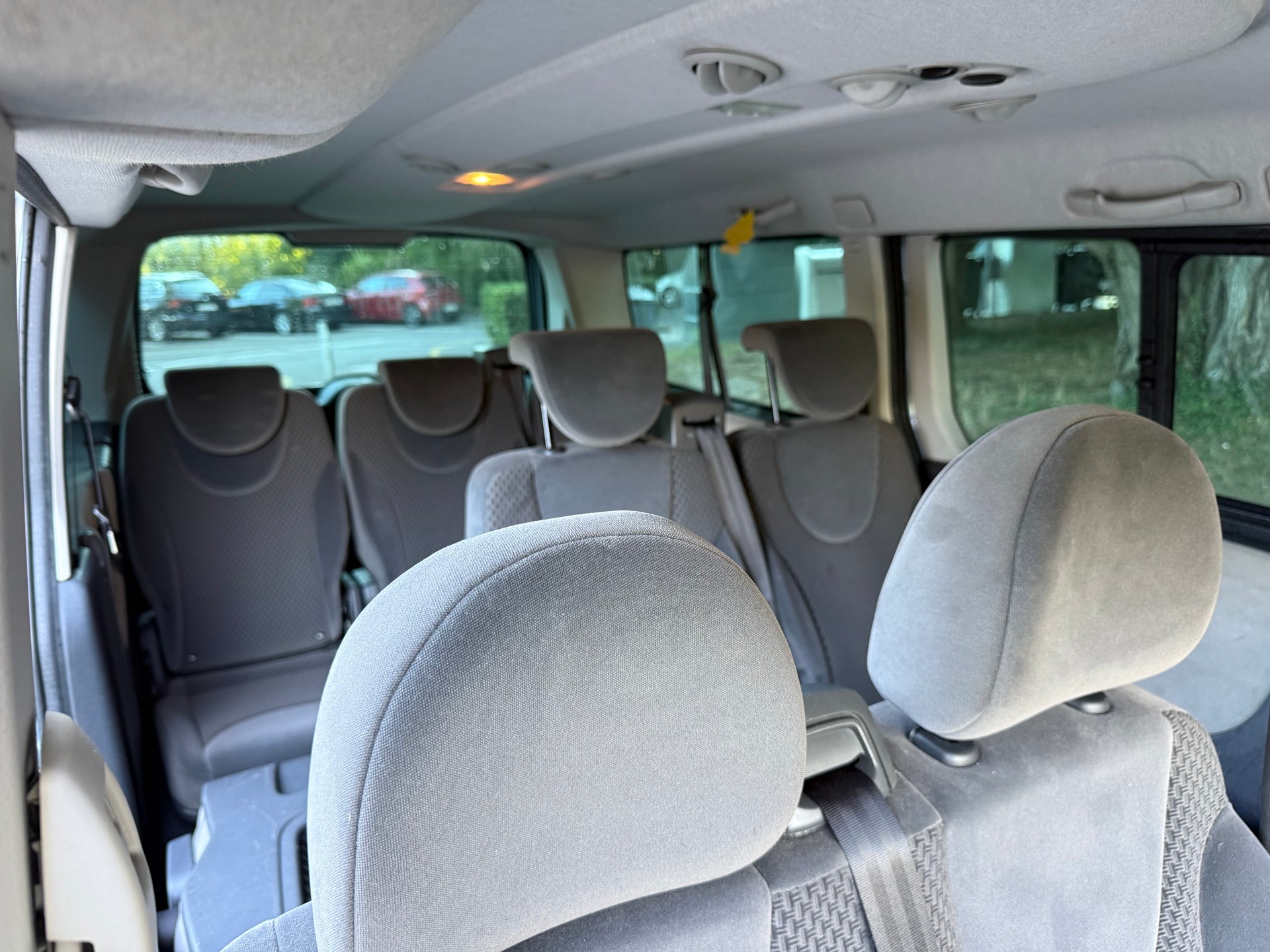 PEUGEOT Expert Tepee 2.0 HDi Confort L2-image-15