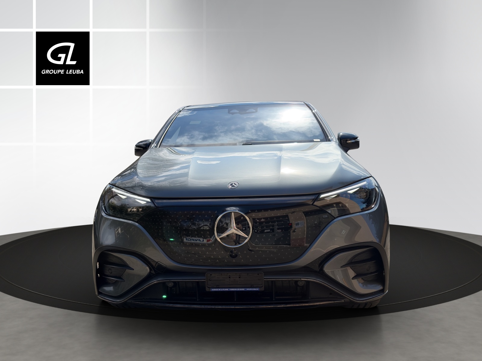 MERCEDES-BENZ EQE SUV 350 4 Matic Excellence-showroom-element-1