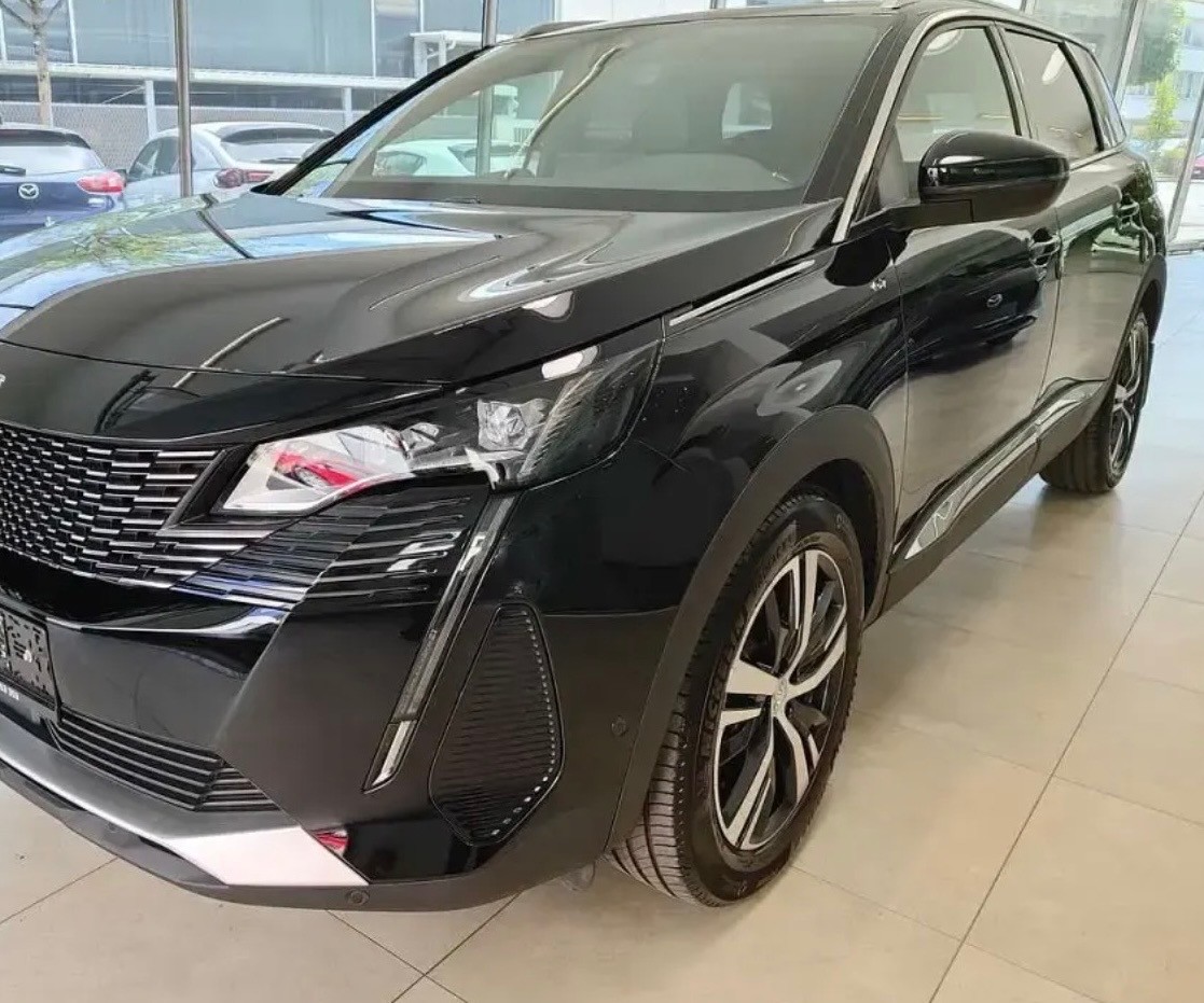 PEUGEOT 2.0 BlueHDi 180 GT-image-1