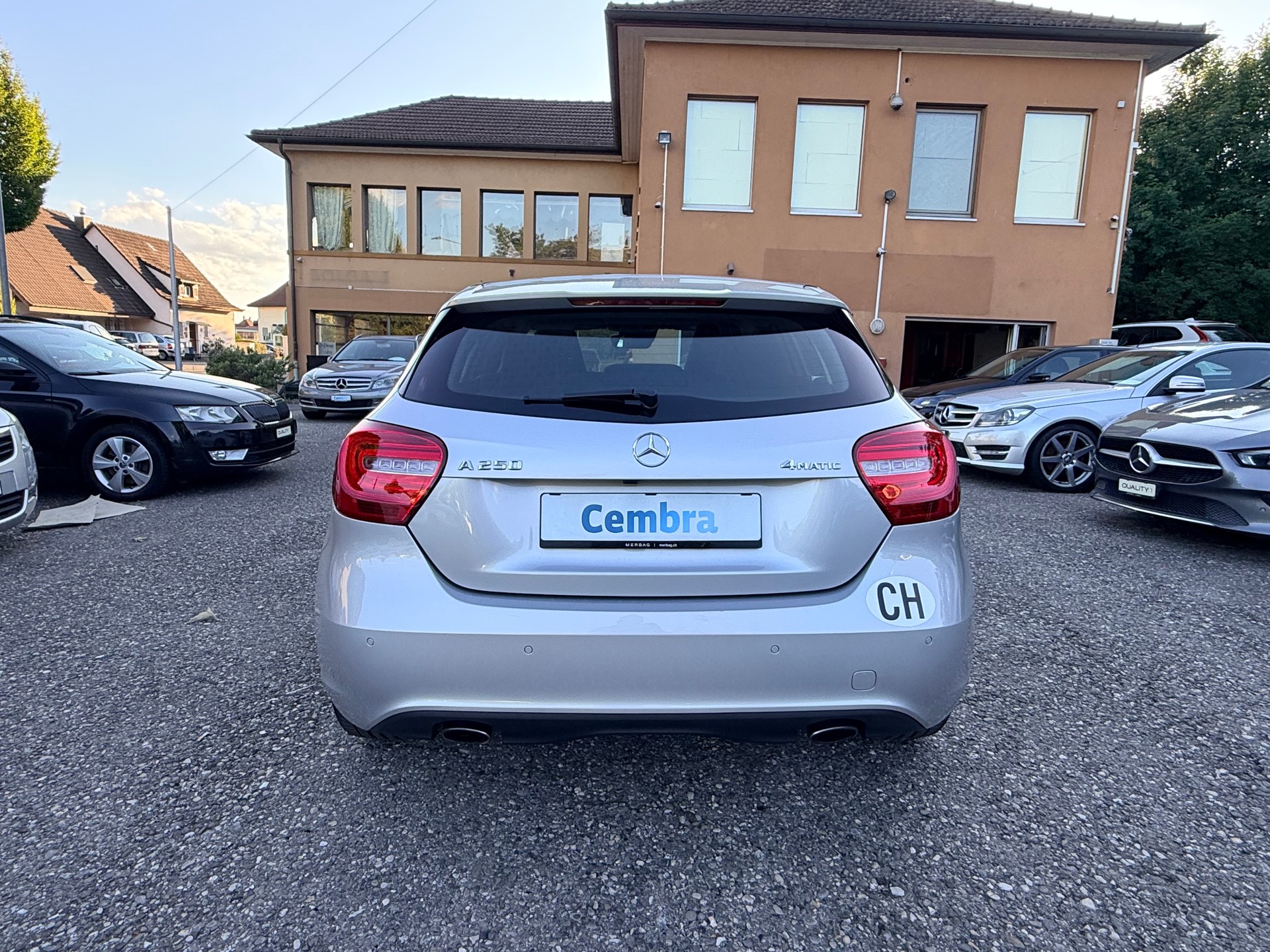 MERCEDES-BENZ A 250 Style 7G-DCT-image-6
