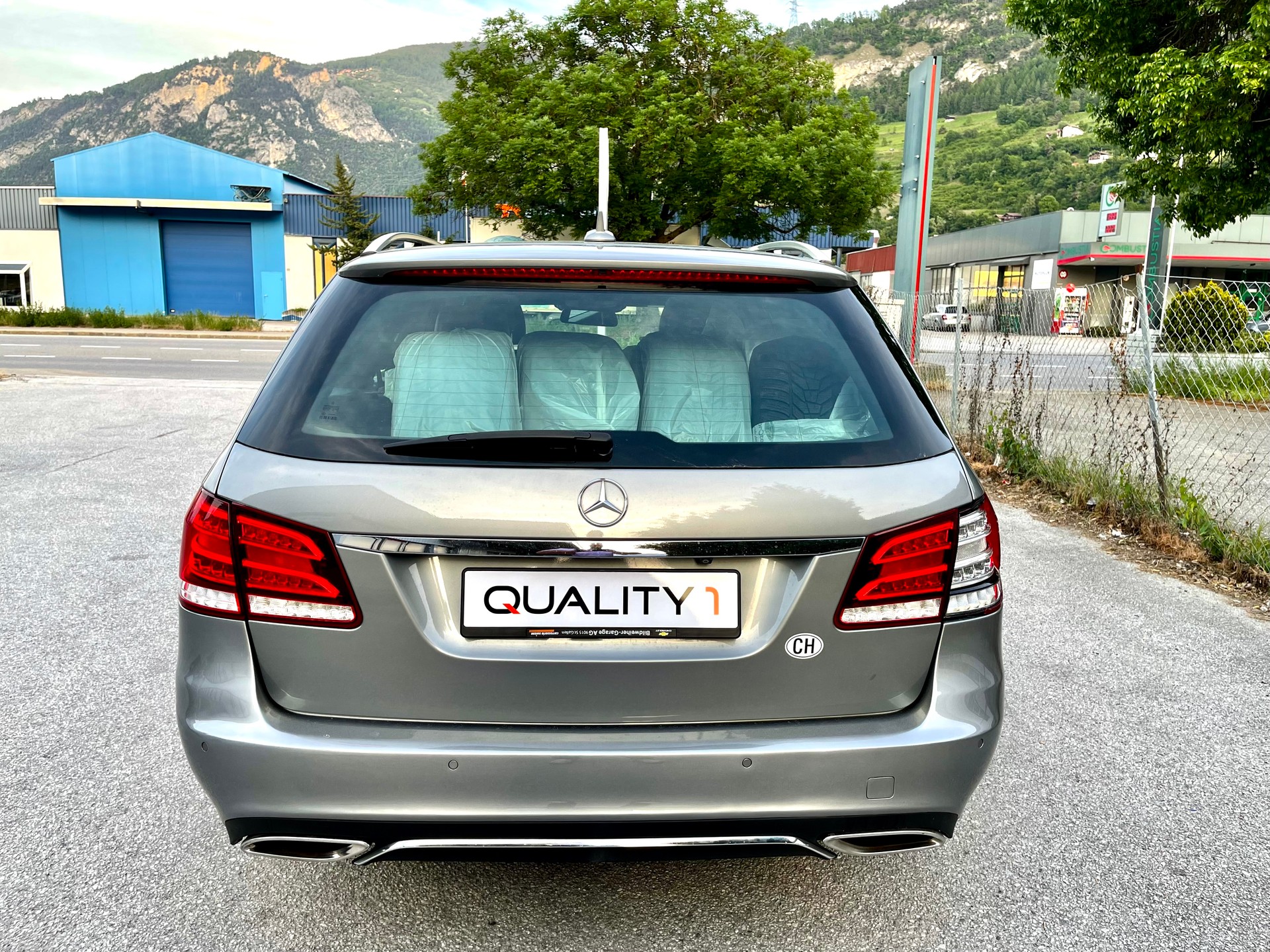 MERCEDES-BENZ E 350 BlueTEC Avantgarde 4Matic 7G-Tronic-image-13