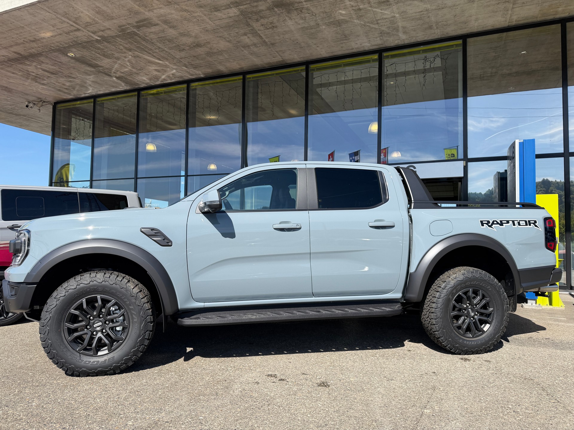 FORD Ranger Raptor 3.0 Eco Boost 4x4 A-showroom-element-3