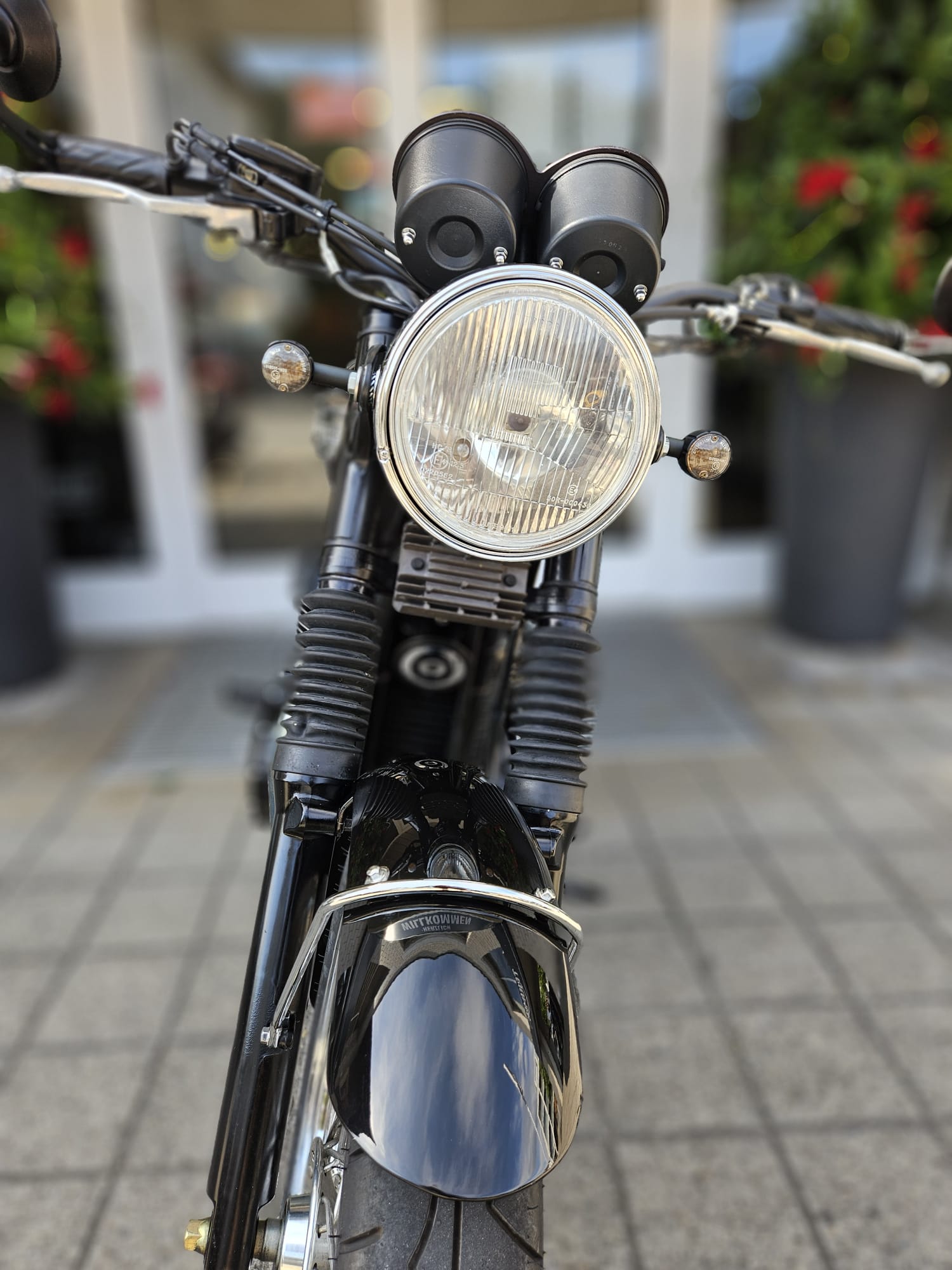 TRIUMPH Bonneville 800-image-7