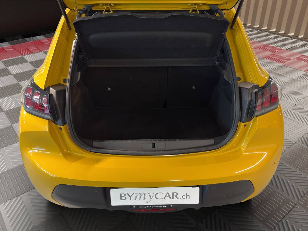 PEUGEOT 208 1.2 PureTech Active-image-9