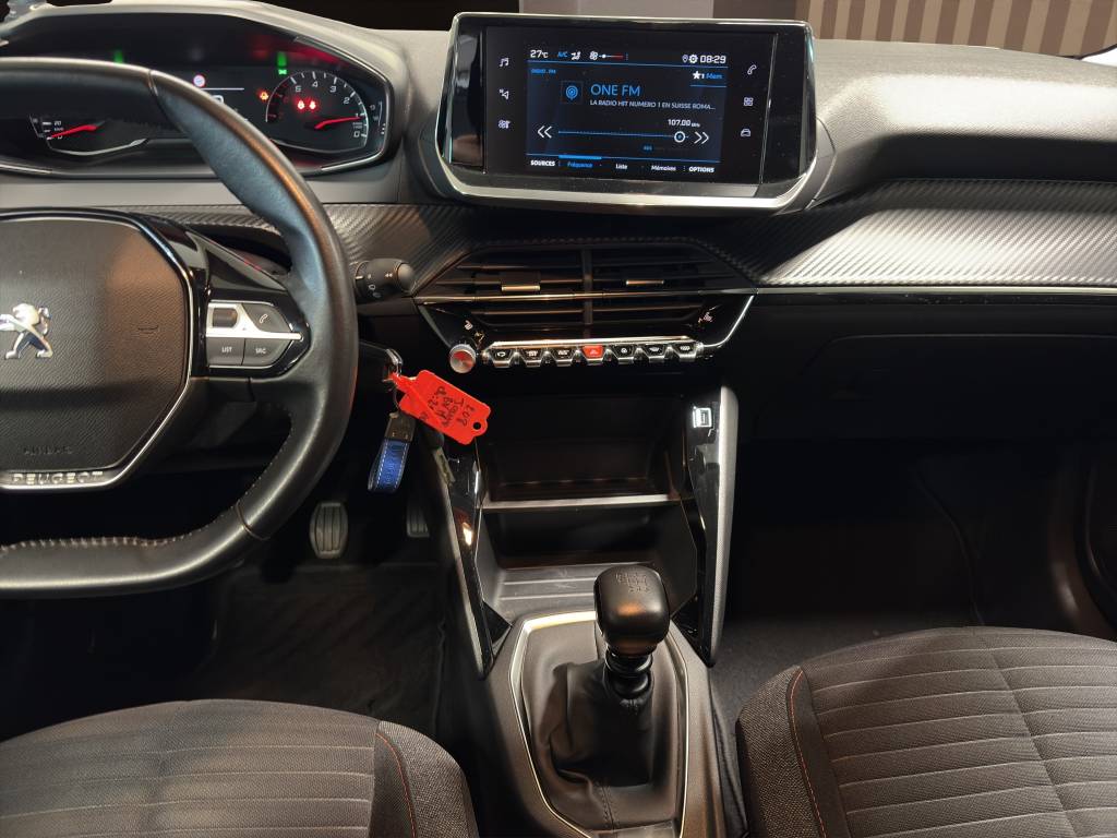 PEUGEOT 208 1.2 PureTech Active-image-14