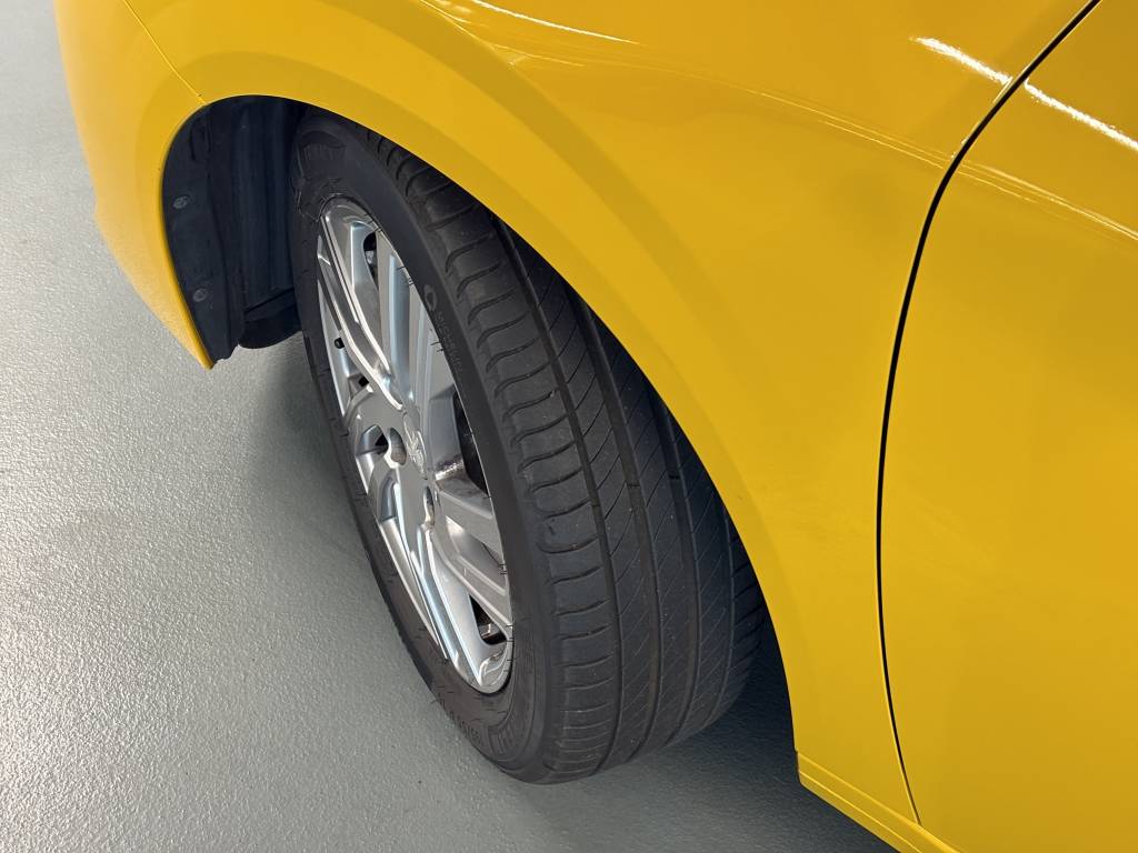 PEUGEOT 208 1.2 PureTech Active-image-12