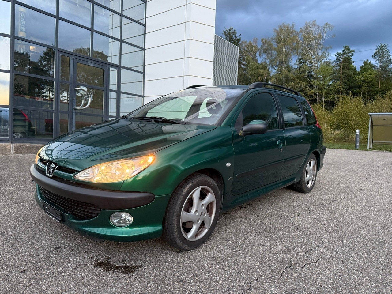 PEUGEOT 206 SW 1.6 16V XS-image-2