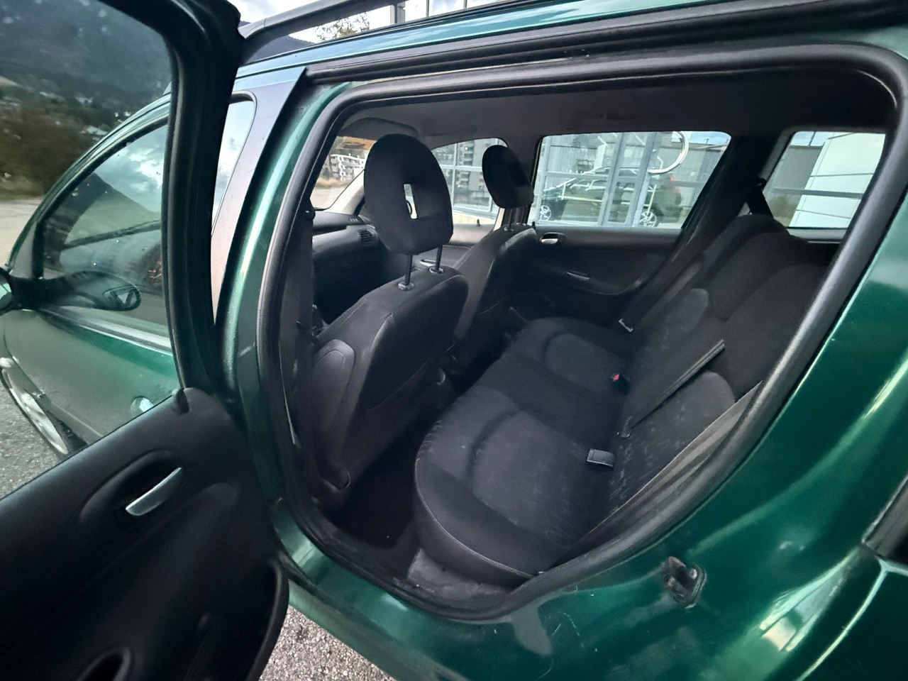 PEUGEOT 206 SW 1.6 16V XS-image-11