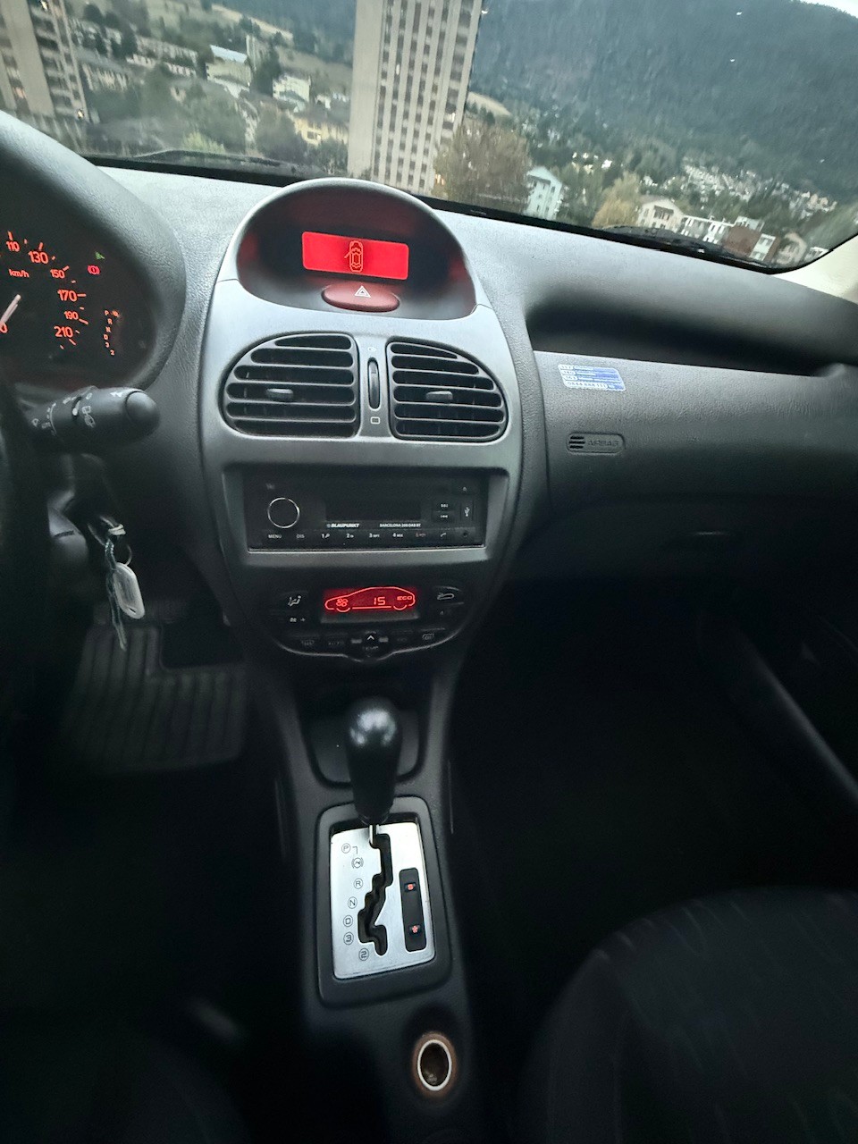 PEUGEOT 206 SW 1.6 16V XS-image-13
