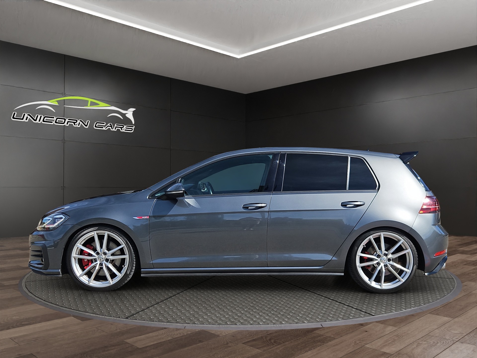 VW Golf 2.0 TSI GTI Performance DSG-image-4
