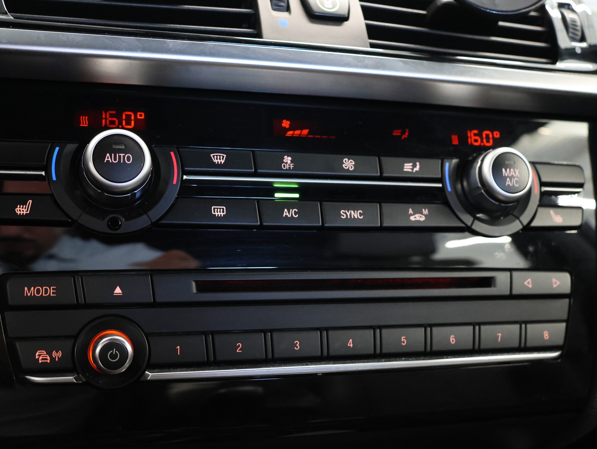 BMW X4 M 40i Steptronic-image-24