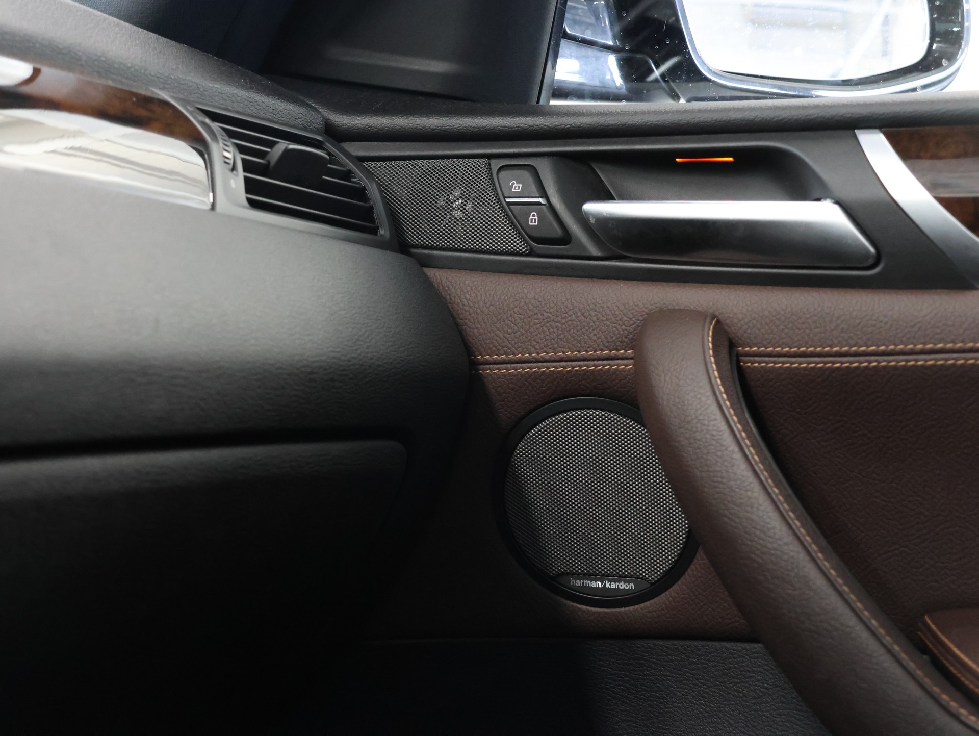 BMW X4 M 40i Steptronic-image-27