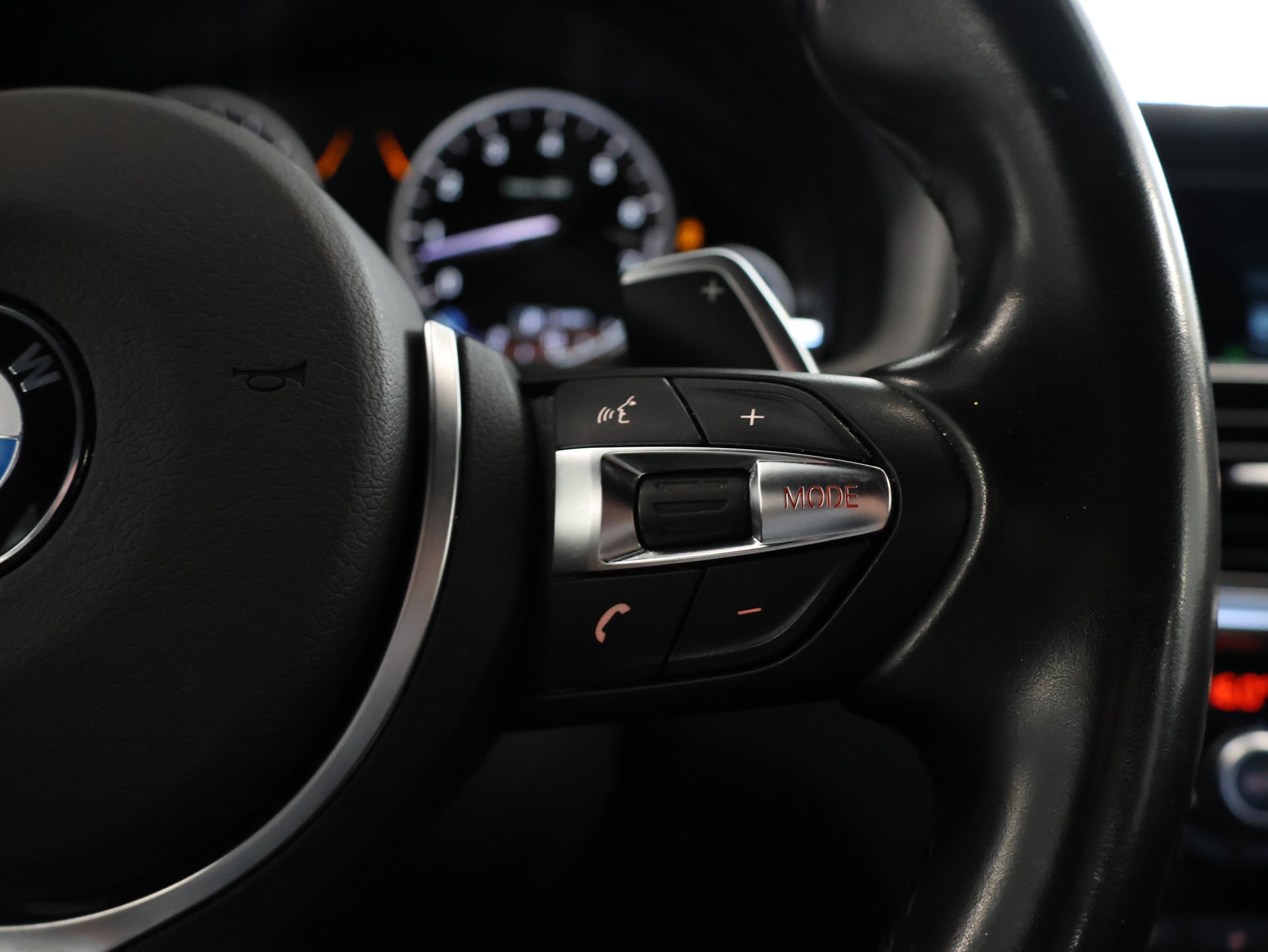 BMW X4 M 40i Steptronic-image-18