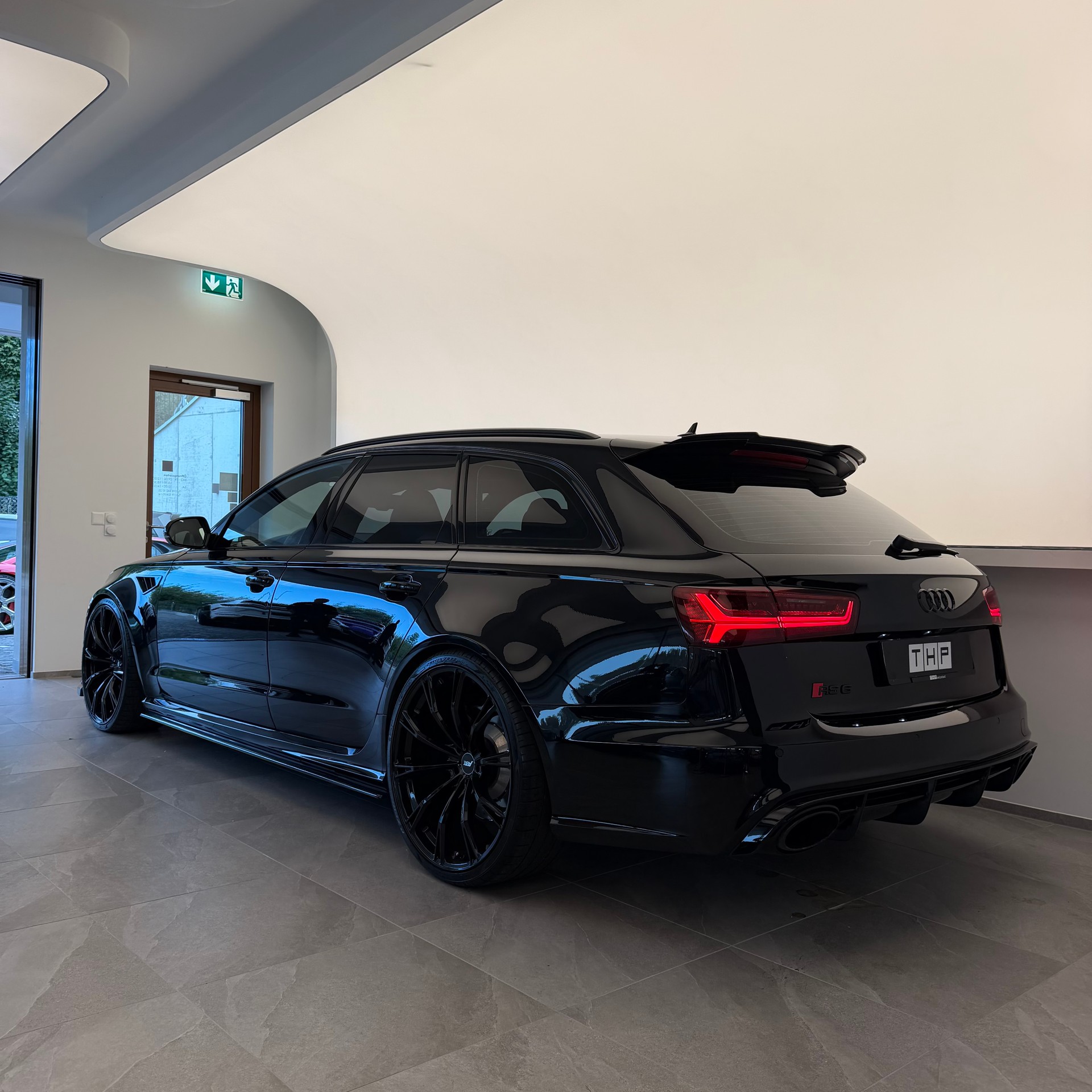 AUDI RS6 Avant 4.0 TFSI V8 ABT 750 performance quattro-showroom-element-2