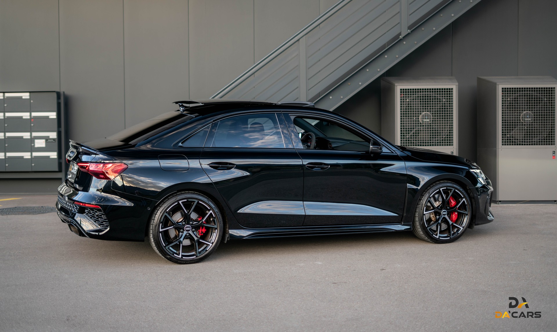 AUDI RS3 Limousine 2.5 TSI quattro S-tronic FULL-showroom-element-3