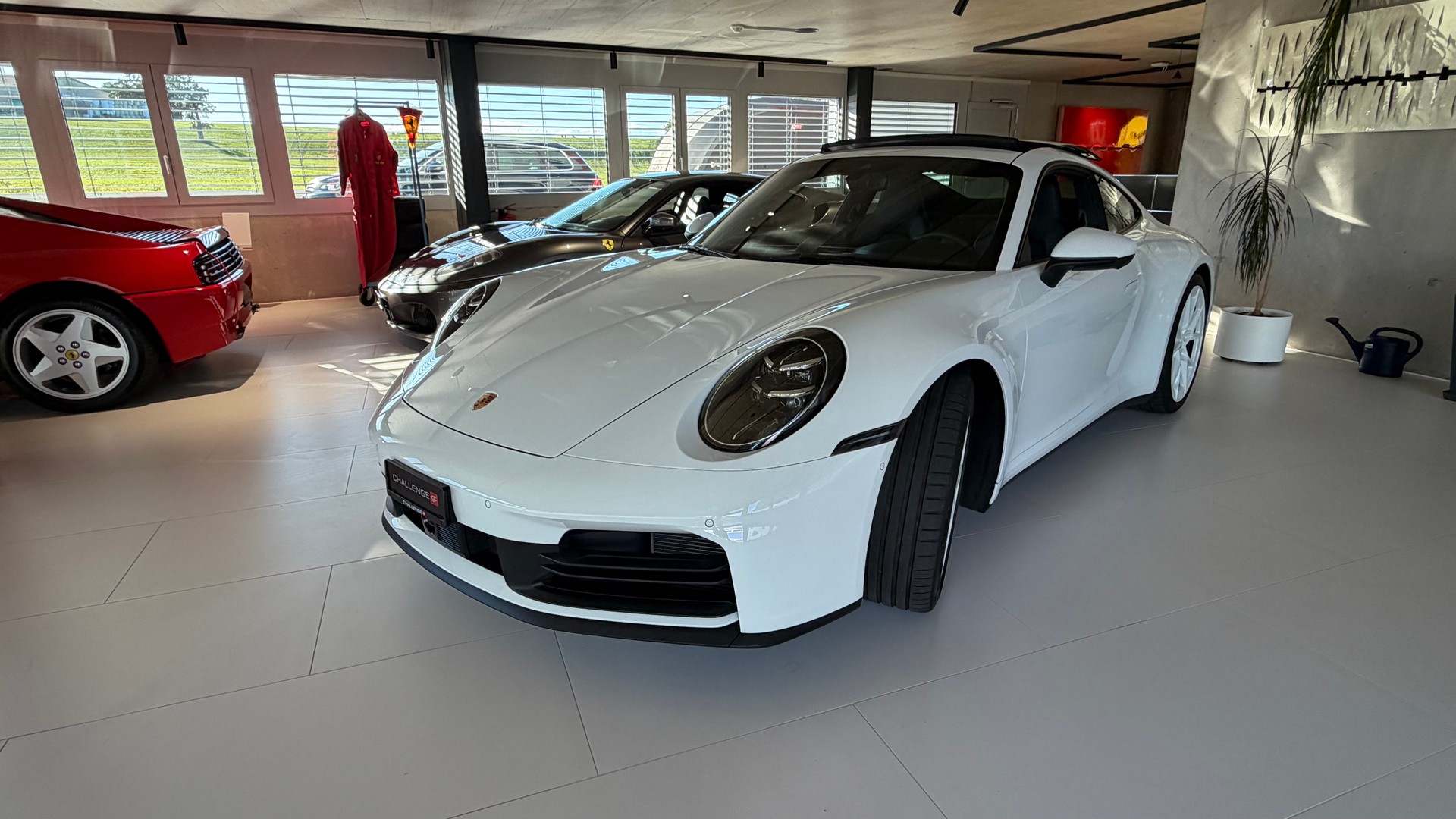 PORSCHE Carrera PDK white edition-image-1