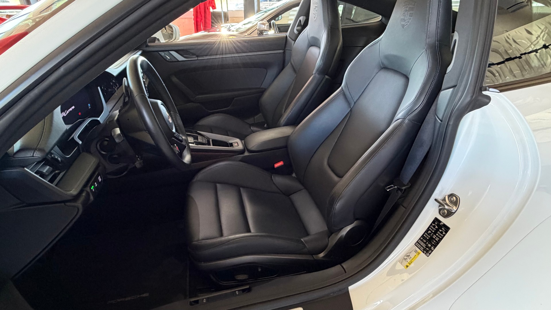 PORSCHE Carrera PDK white edition-image-12