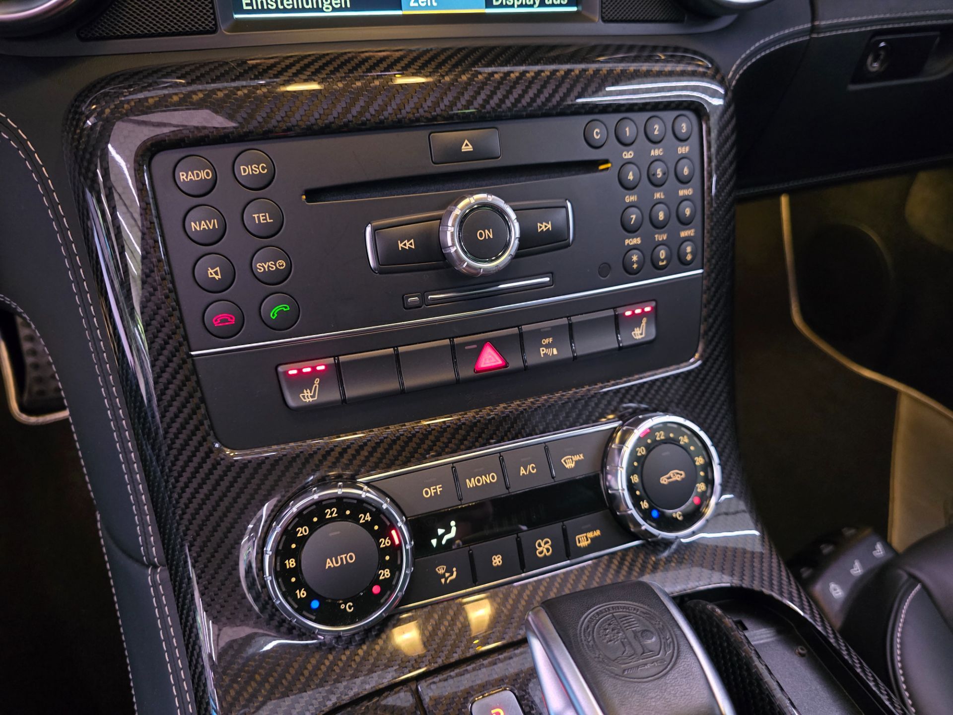 MERCEDES-BENZ SLS 63 AMG Speedshift-image-13