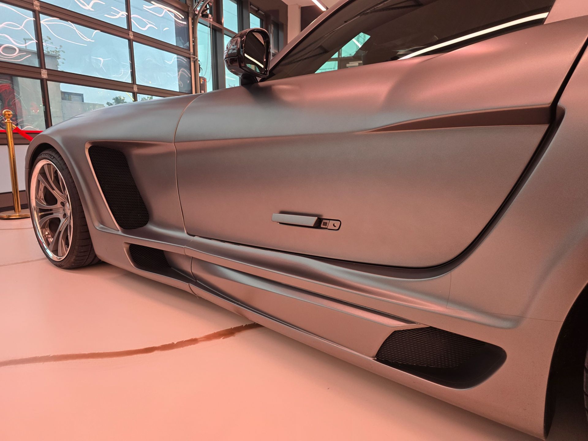 MERCEDES-BENZ SLS 63 AMG Speedshift-image-23