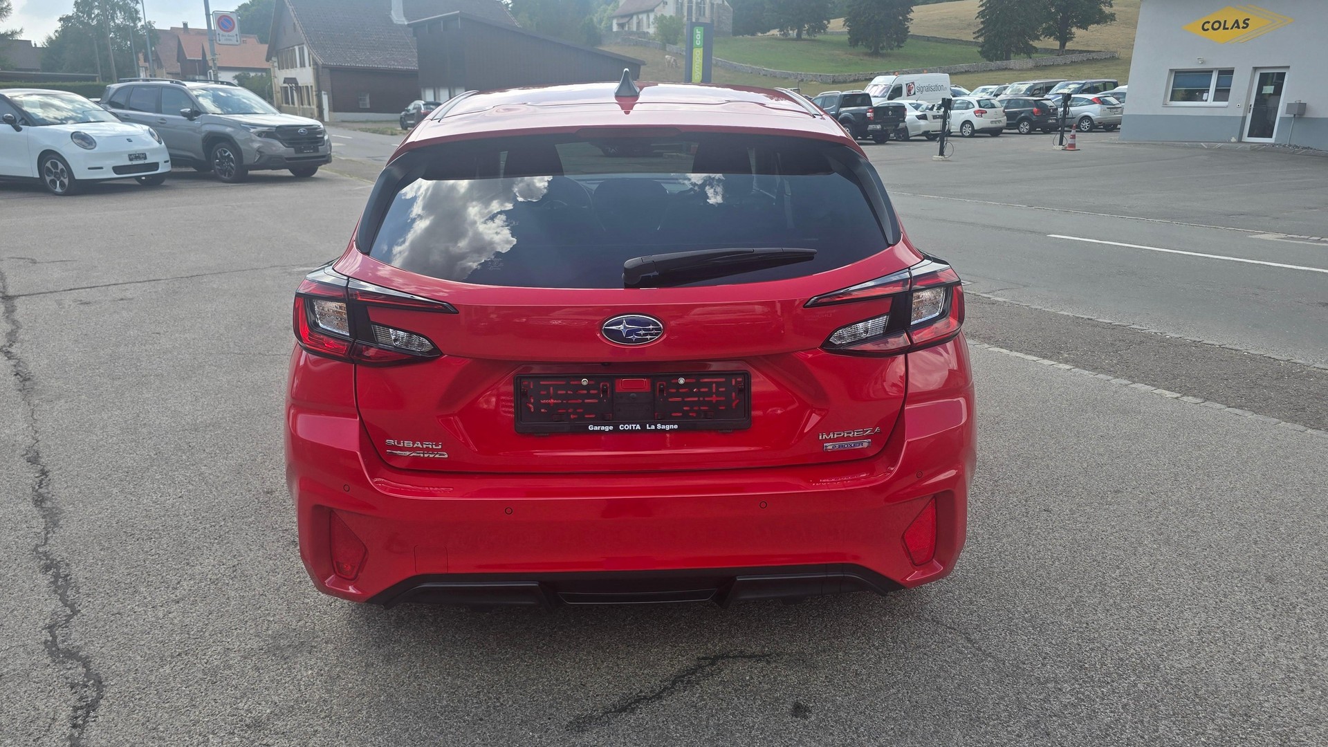 SUBARU Impreza 2.0i e-Boxer Swiss Plus-image-5