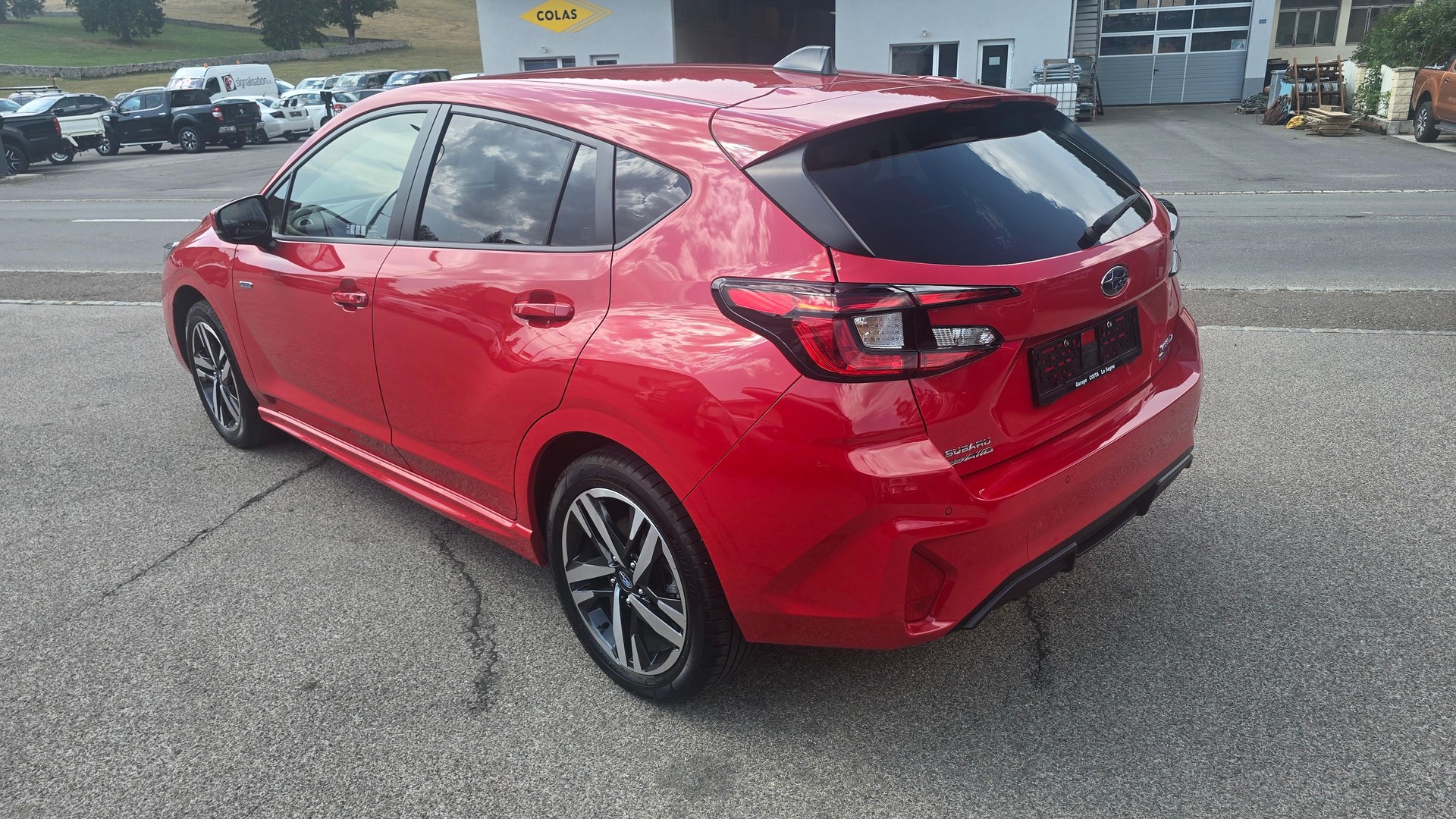 SUBARU Impreza 2.0i e-Boxer Swiss Plus-image-6