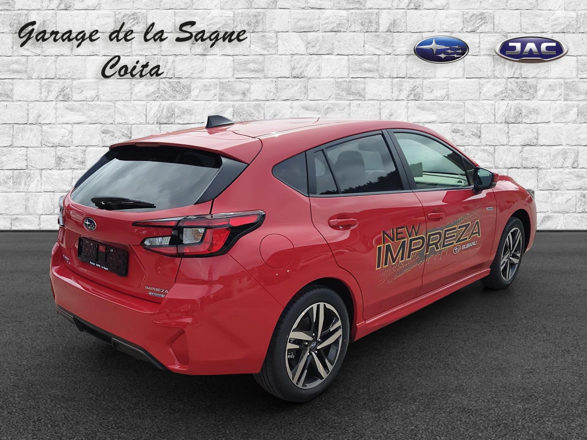 SUBARU Impreza 2.0i e-Boxer Swiss Plus-image-6