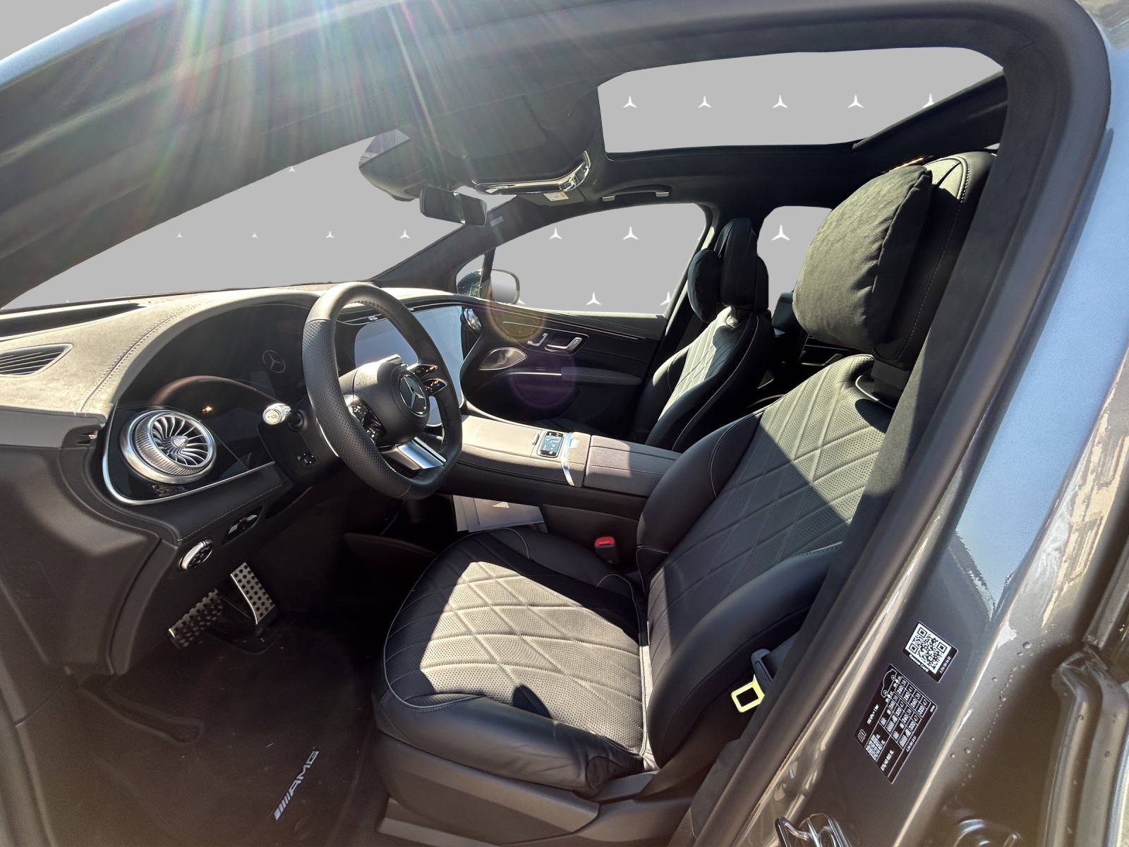 MERCEDES-BENZ EQS SUV 580 4Matic Executive Edition-image-8