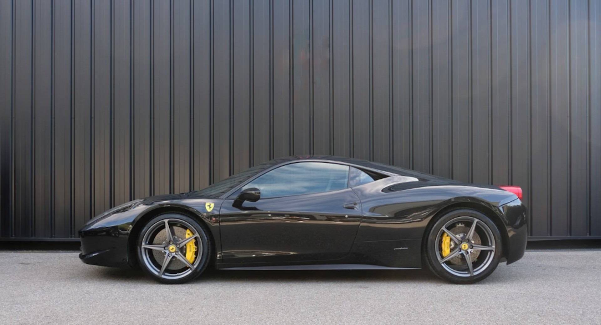 FERRARI 458 Italia 4.5 V8