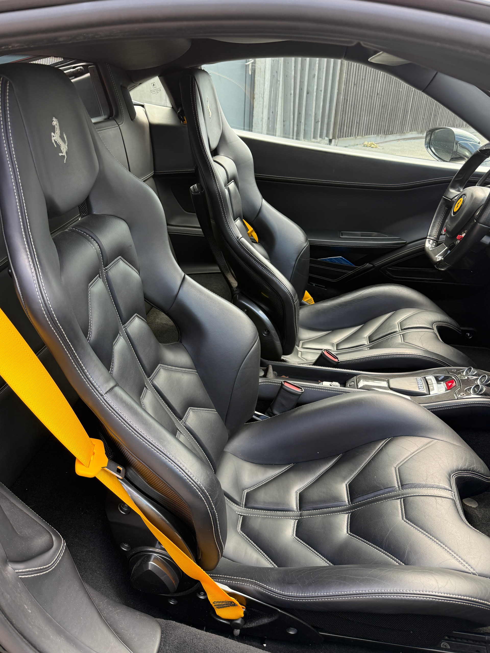 FERRARI 458 Italia 4.5 V8-image-8