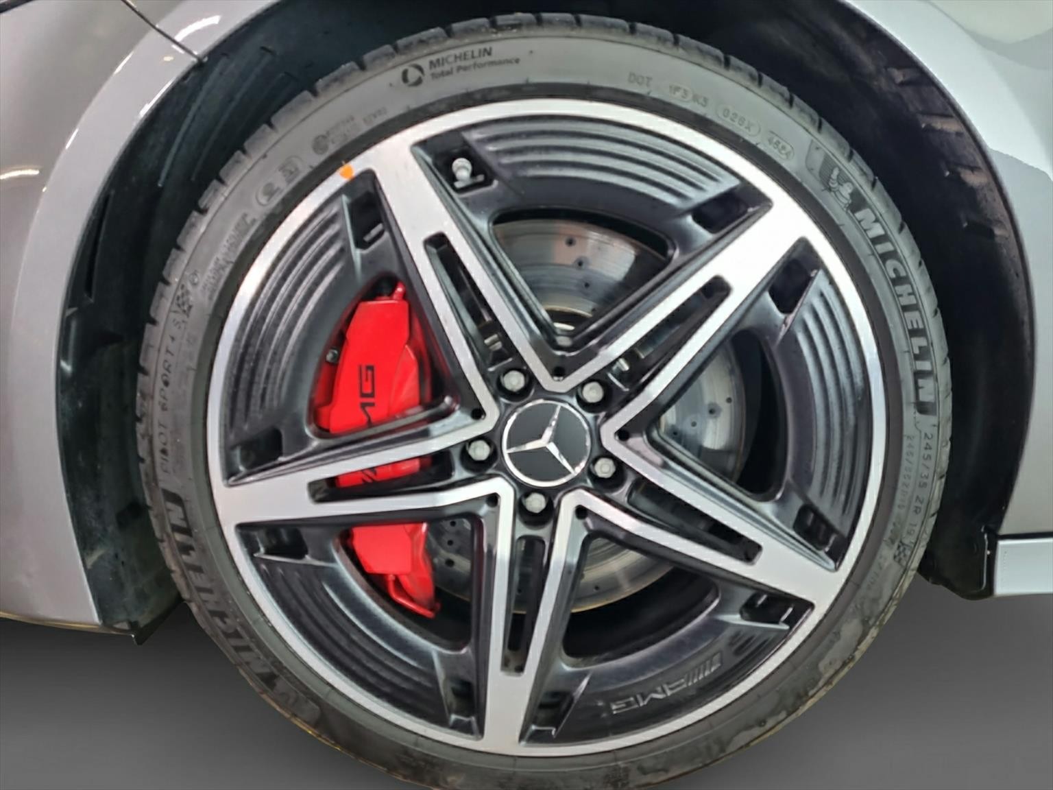 MERCEDES-BENZ A 45 AMG S 4Matic+-image-15