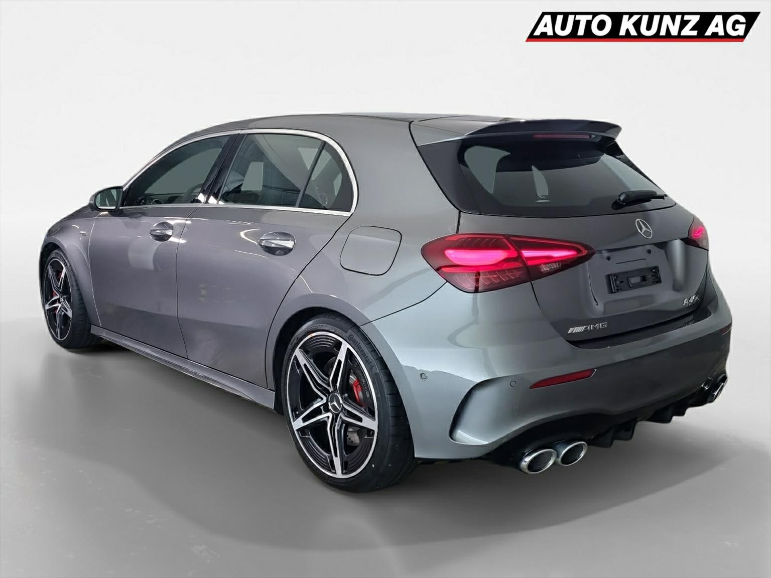 MERCEDES-BENZ A 45 AMG S 4Matic+-showroom-element-1