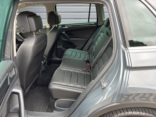 VW Tiguan 2.0 TDI SCR Elegance 4Motion DSG-image-11