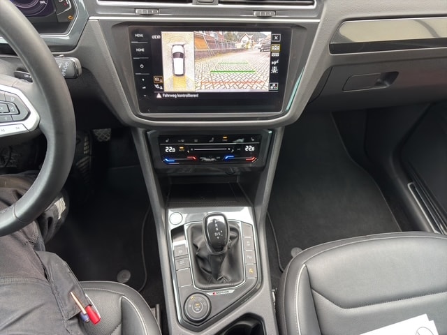 VW Tiguan 2.0 TDI SCR Elegance 4Motion DSG-image-10