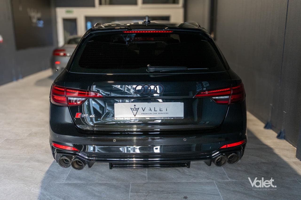 AUDI RS4 Avant 2.9 TFSI quattro tiptronic-image-4