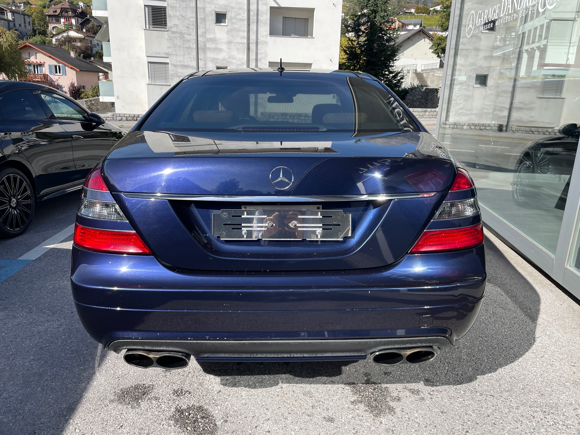 MERCEDES-BENZ S 65 AMG-showroom-element-3