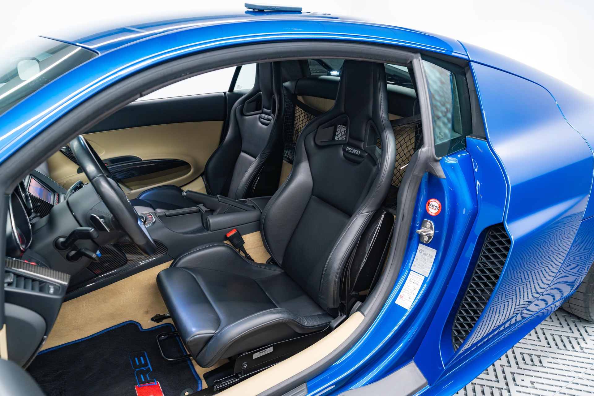 AUDI R8 Coupé 5.2 R-Tronic-image-7