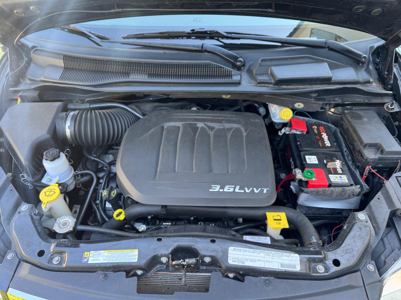 CHRYSLER TOWN COUNTRY LIMITED-image-21