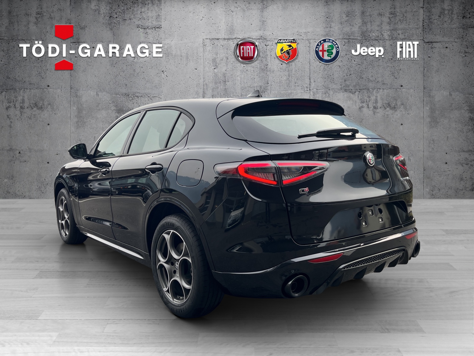 ALFA ROMEO Stelvio 2.0 Q4 280 Sprint Edition-showroom-element-3