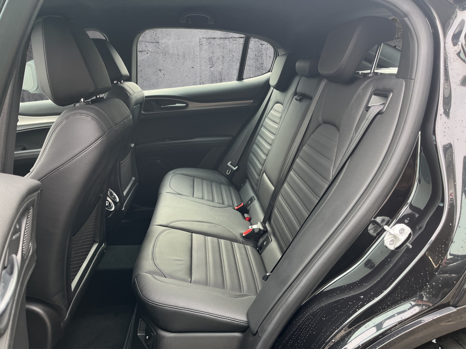 ALFA ROMEO Stelvio 2.0 Q4 280 Sprint Edition-image-13