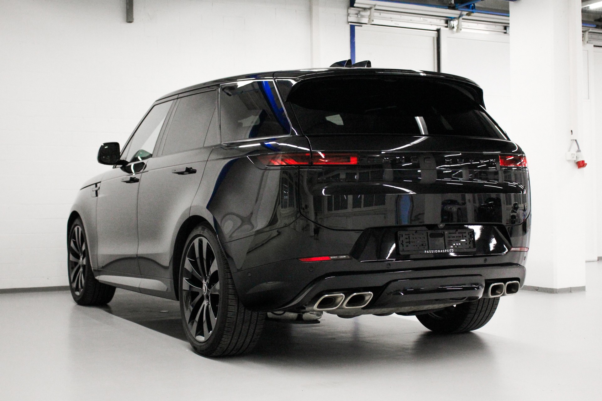 LAND ROVER Range Rover Sport P530 4.4 V8 Autobiography Automatic-image-5